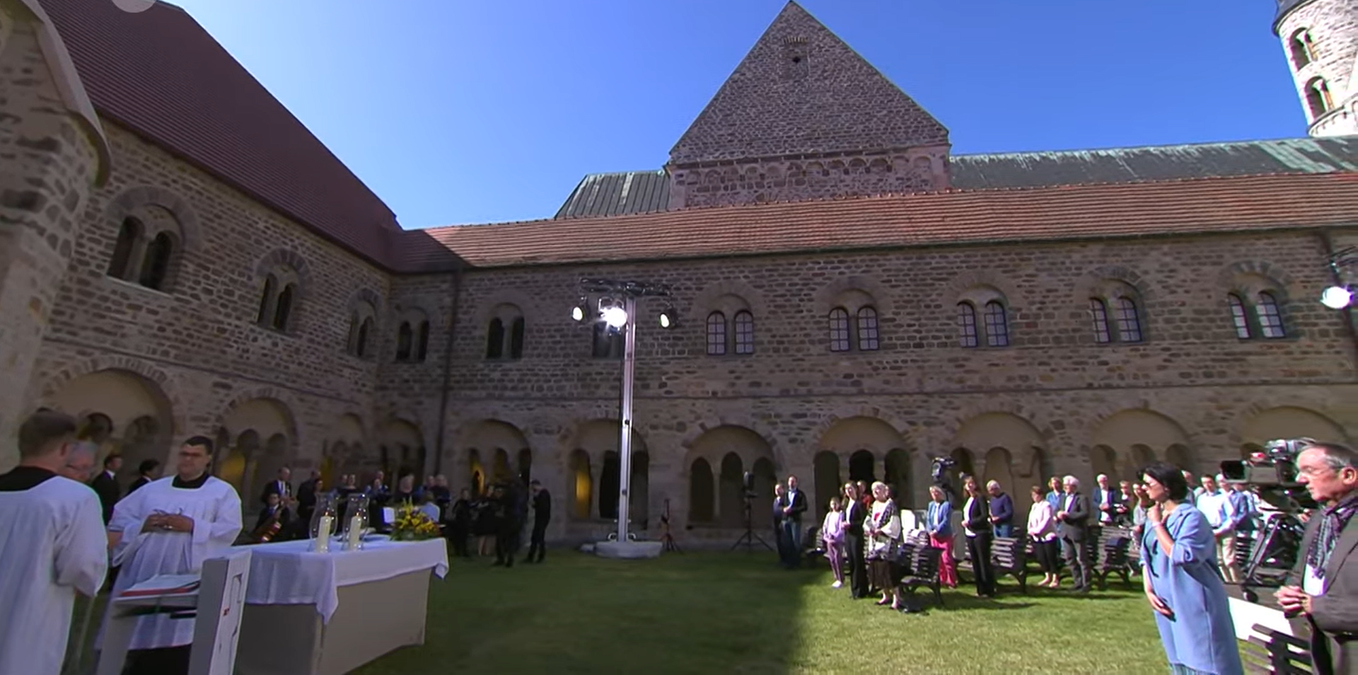 ZDF sendet aus Magdeburg - Prämonstratenser Thomas Handgrätinger feiert Gottesdienst