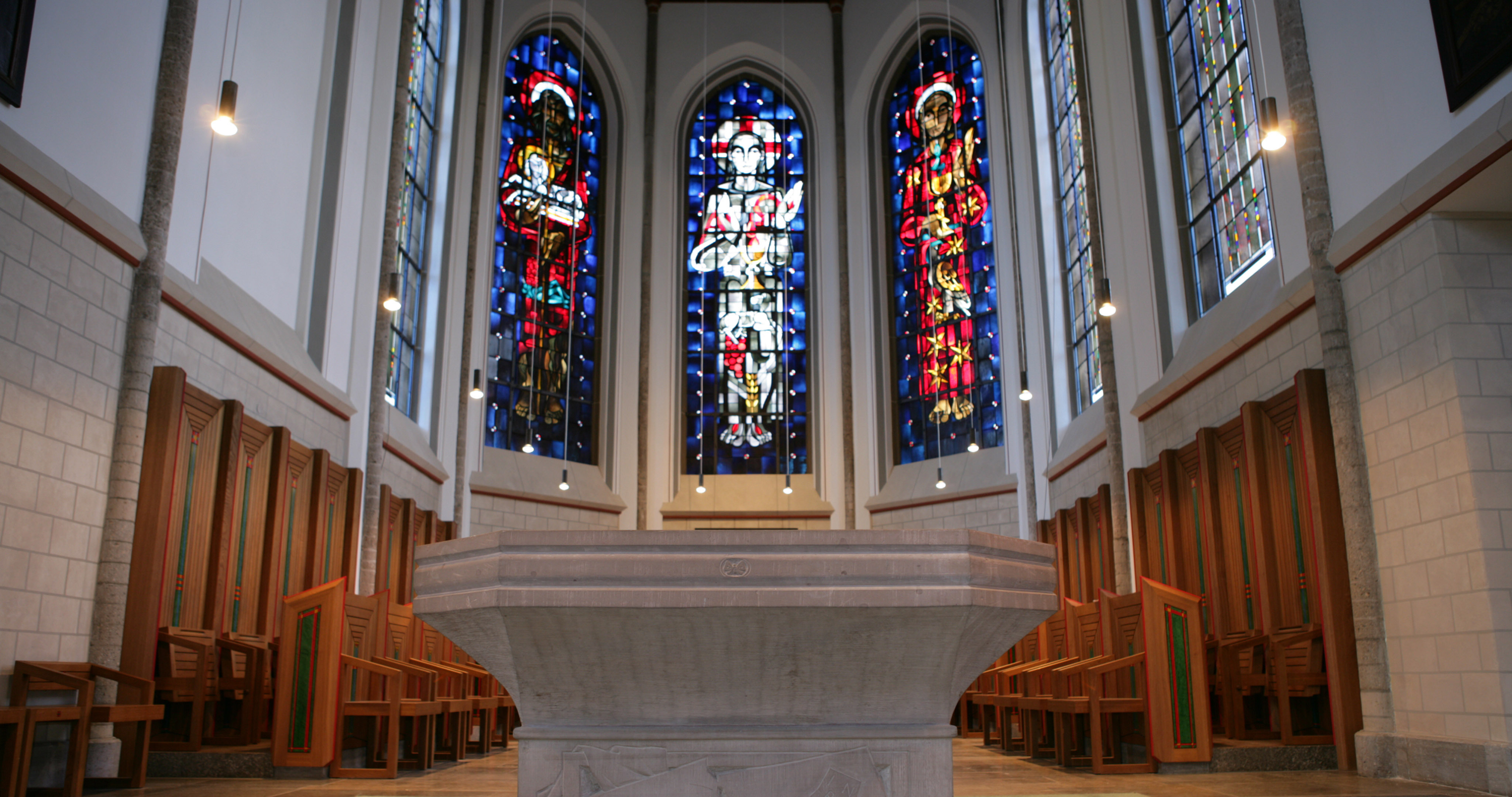 altar_kirche.jpg