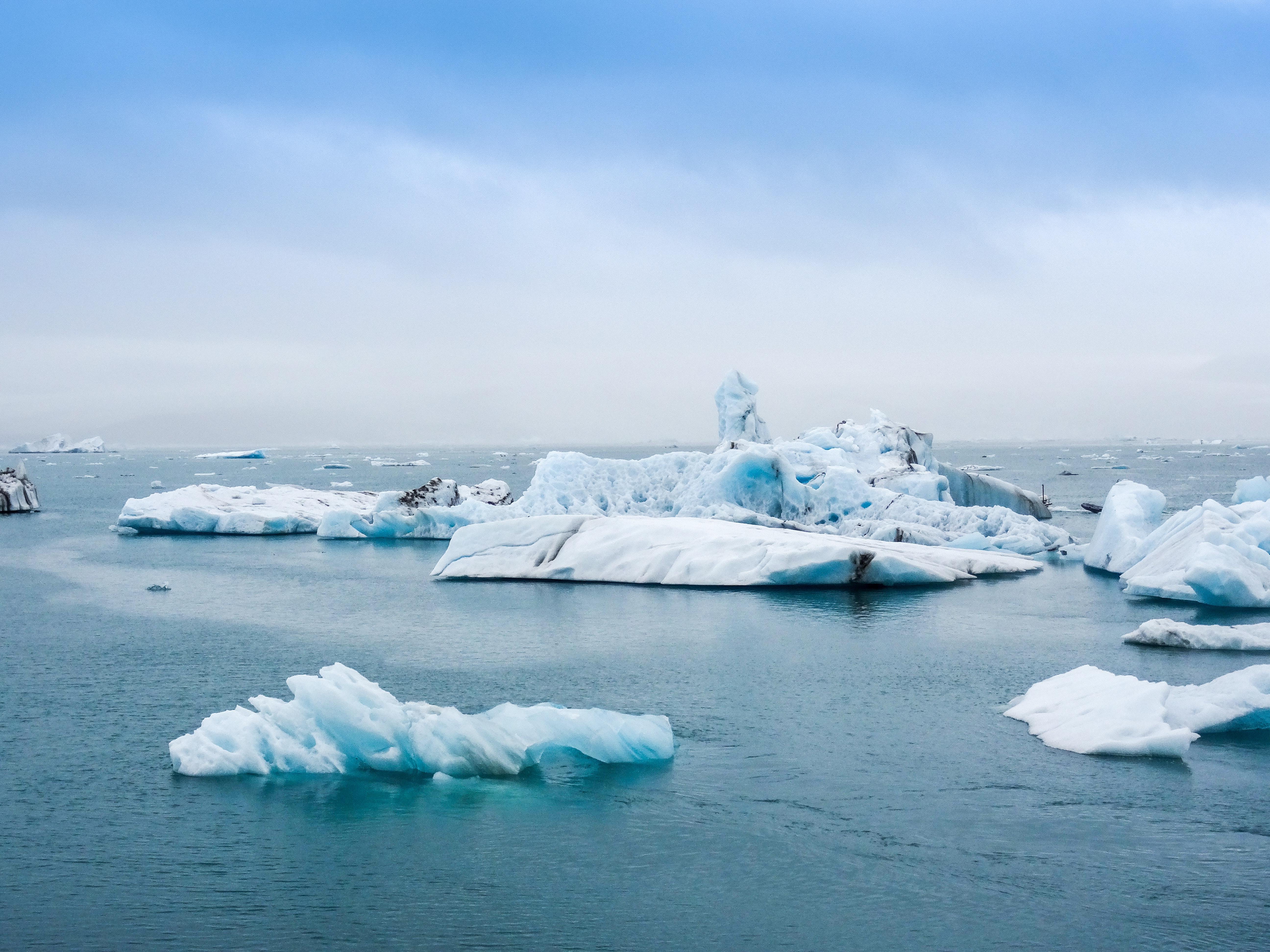 climate-change-cold-glacier-2229887.jpg