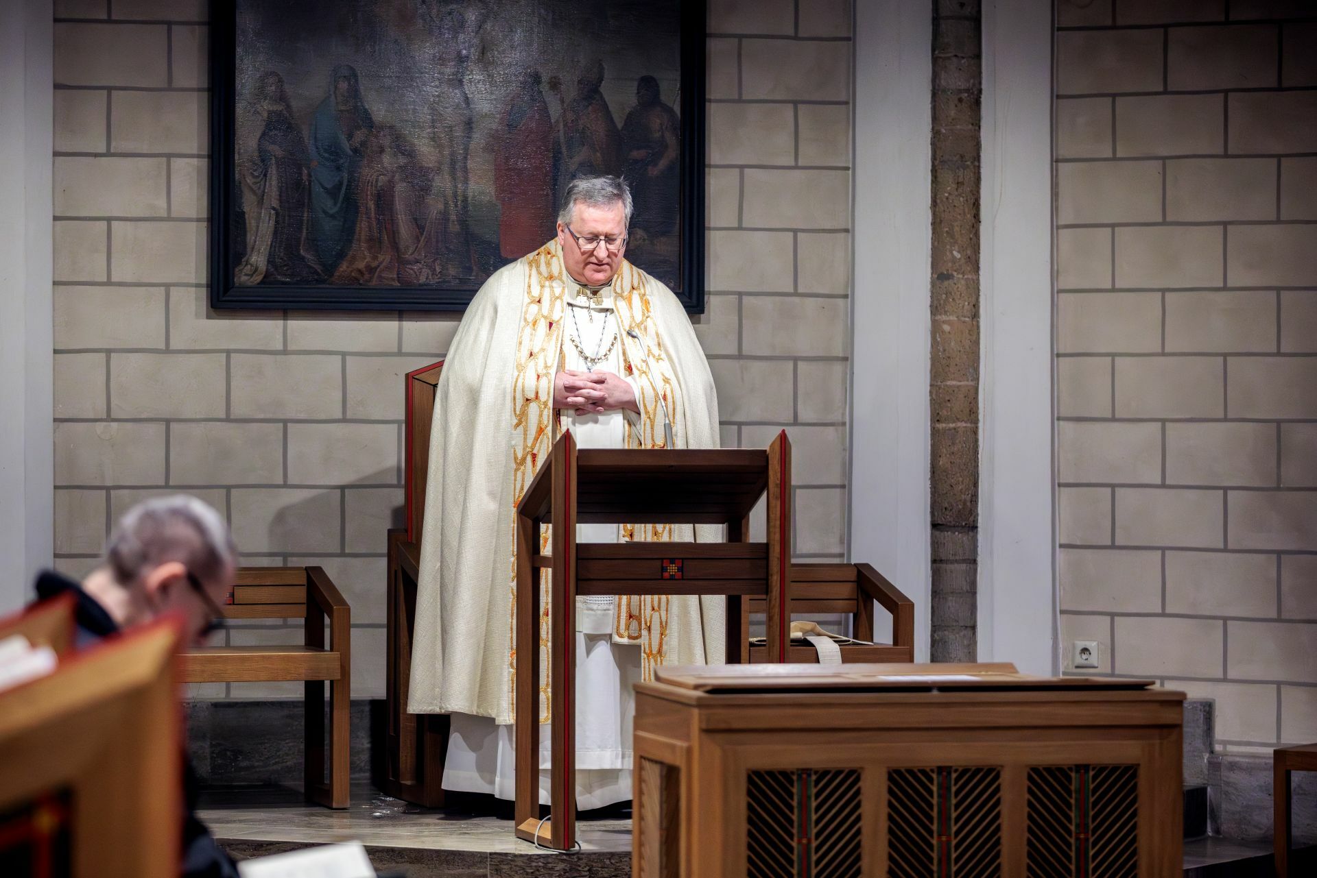 Abt Albert feierte nach seiner Wahl mit seinen Mitbrüdern die Abendvesper. Foto: Daniel Elke / Abtei Hamborn